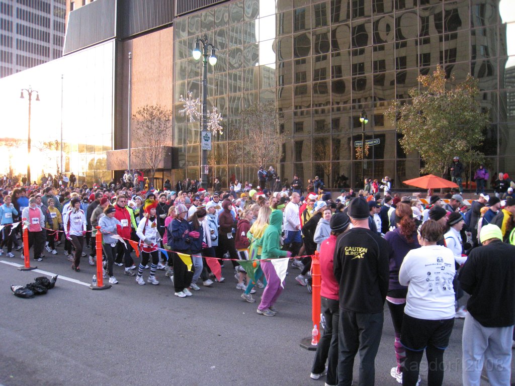 Detroit Turkey Trot 2008 10K 0195.jpg - The Detroit Turkey Trot 10K 2008, the 26th. running. Downtown Detroit Michigan. A balmy 22 degrees that morning. Race time of 58:24 for the 6.23 miles.